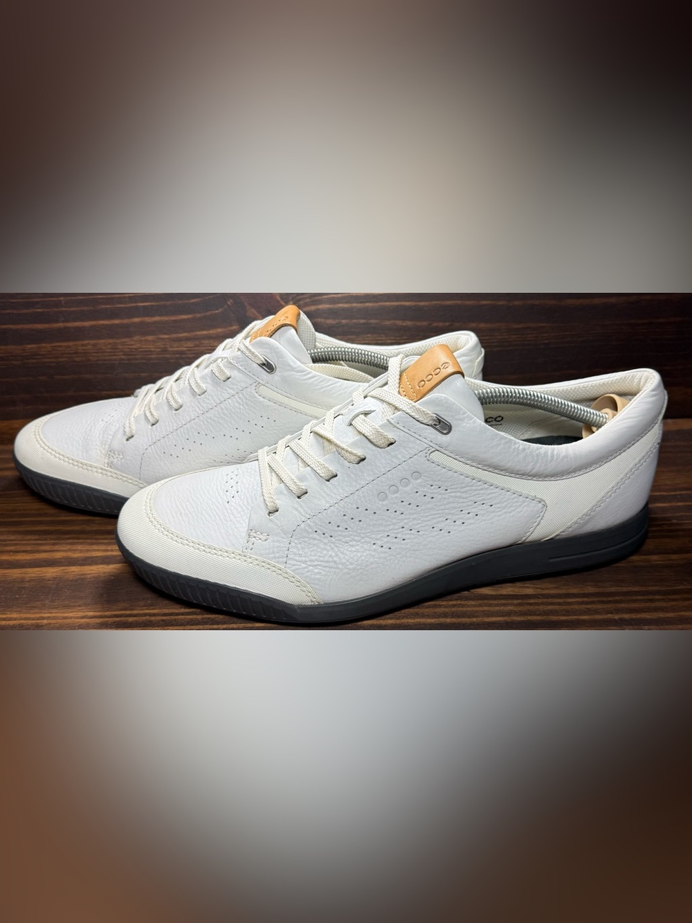 Ecco Street Retro Men’s Size 11 Shoes White Grey Golf Sneakers